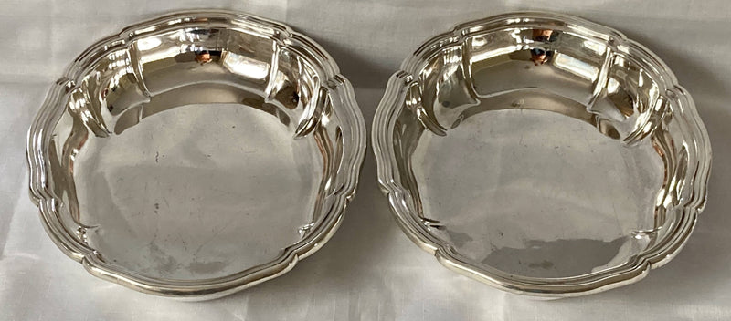 Victorian Regimental Entree Dishes & Covers. Insignia of the Harts (Hertfordshire) MIlitia Regiment.