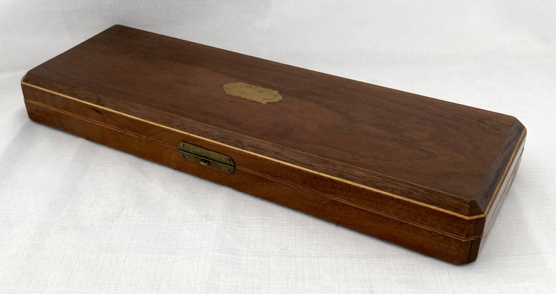 Victorian Walnut Cased Set of Silver Fish Servers. Sheffield 1881 Harrison Brothers & Howson.