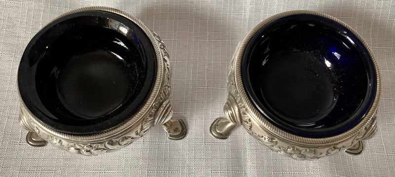 Georgian, George II, Pair of Silver Cauldron Salts with Liners. London 1759. 3.8 troy ounces.