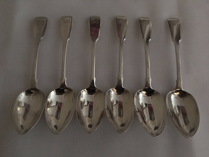 Georgian, George III, set of six silver dessert spoons. London 1820 Solomon Royes. 8.8 troy ounces.