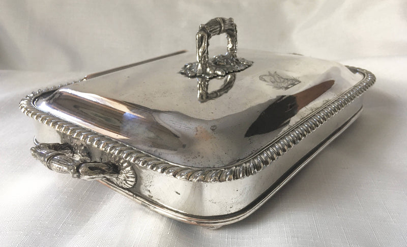 Georgian, Old Sheffield Plate, warming entree dish or bain marie. Circa 1820 - 1830.