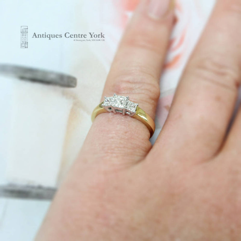 18ct Princess Cut Diamond 0.54ct 3 Stone Ring