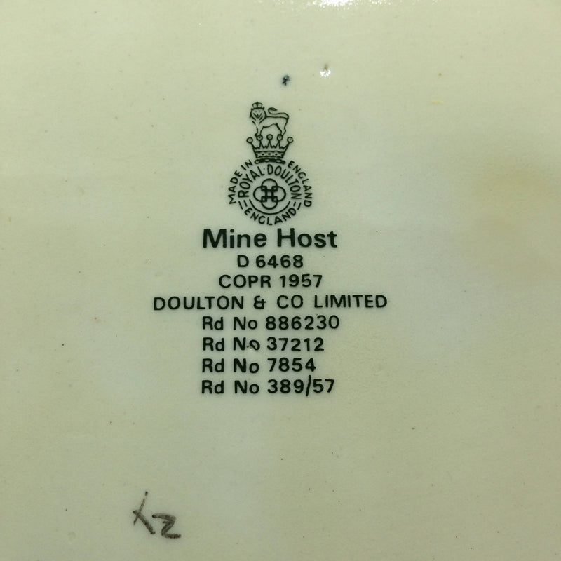 Royal Doulton 'Mine Host' D6468 l
