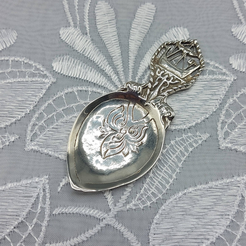 Silver Tea Caddy Spoon Edinburgh 1937