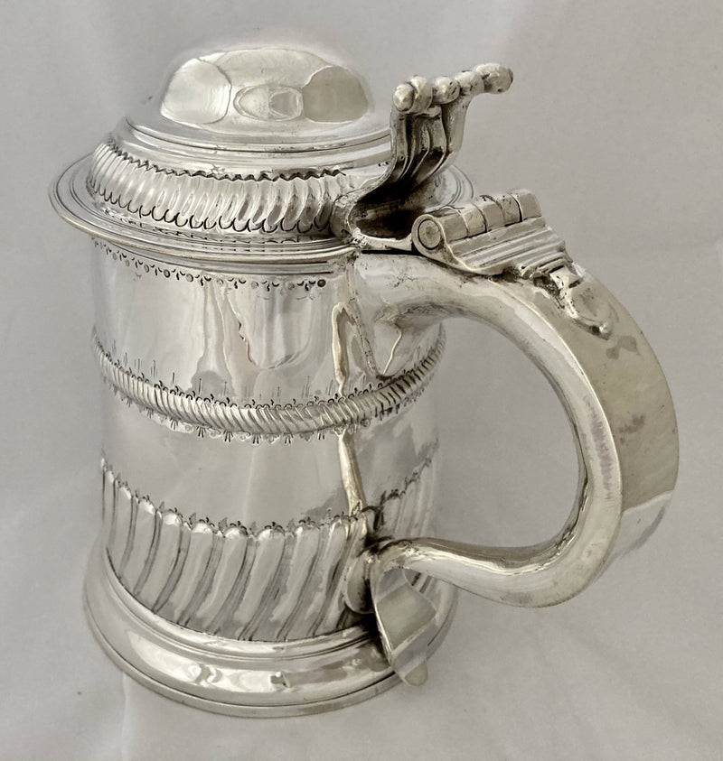 Georgian, George I, Silver Lidded Quart Tankard. London 1724 Richard Bayley. 25.5 troy ounces.