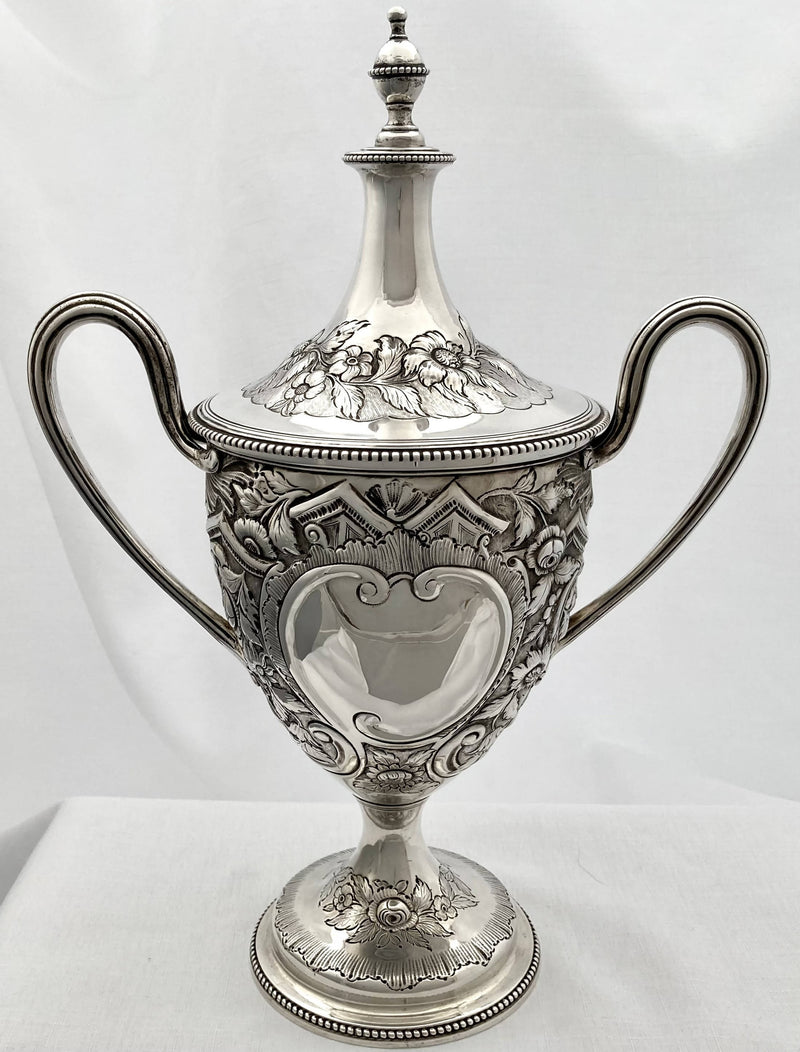 Georgian, George III, silver cup & cover. London 1776 Charles Wright. 36.90 troy ounces.