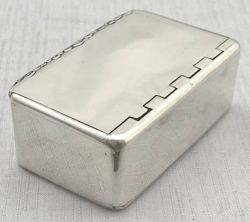 Georgian, George III, Silver Snuff Box. London 1817 George Pearson. 3.4 troy ounces.